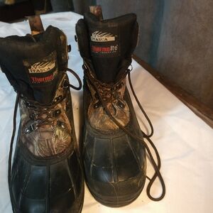 Itasca Men's Black and Brown Boots